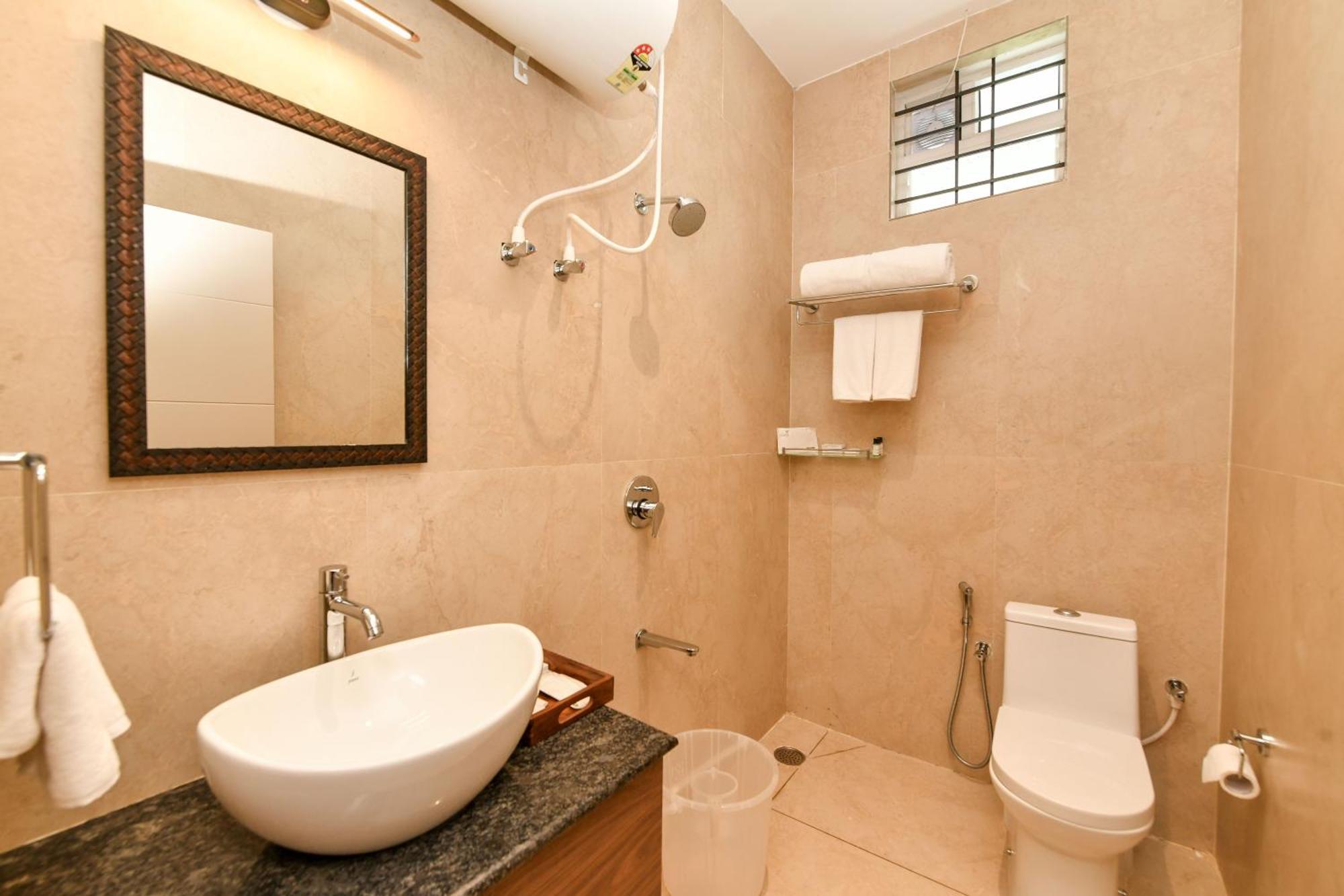 Inventree Aranya Resort & Spa Мадикери Экстерьер фото