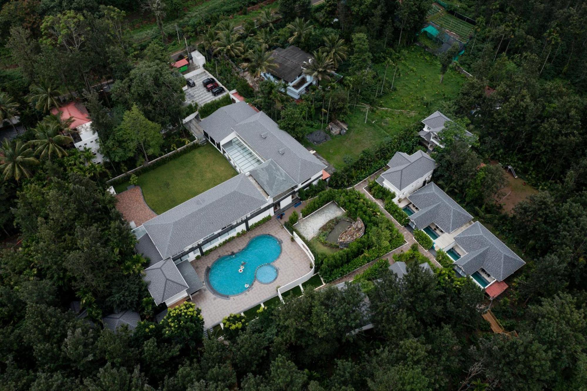Inventree Aranya Resort & Spa Мадикери Экстерьер фото